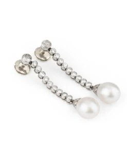 Boucles D'oreilles Pendantes En Or Blanc, Perles Et Diamants -Castafiore Boutique boucles doreilles pendantes en or blanc perles et diamants 584227