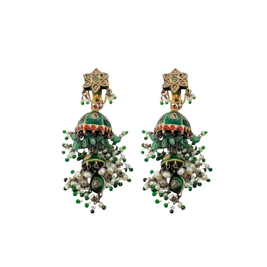 Boucles D'oreilles Pendantes En Or Jaune, émail Vert Et Pierres Dures 1 Boucles D'oreilles Pendantes En Or Jaune, émail Vert Et Pierres Dures