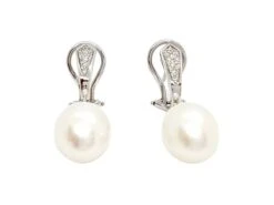 Boucles D'oreilles Pendantes ISABELLE LANGLOIS En Or Blanc, Perles Et Diamants 12 Boucles D'oreilles Pendantes ISABELLE LANGLOIS En Or Blanc, Perles Et Diamants -Castafiore Boutique boucles doreilles pendantes isabelle langlois en or blanc perles et diamants 311815