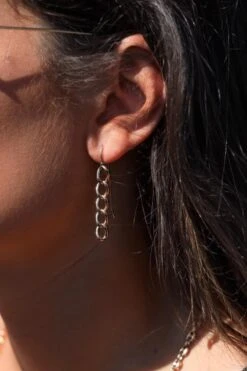 Boucles D'oreilles Pendantes Maille En Or Jaune -Castafiore Boutique boucles doreilles pendantes maille en or jaune 450459