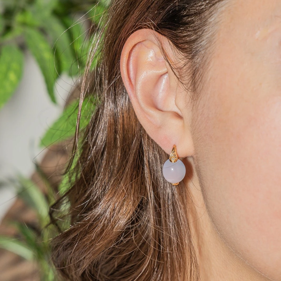 Boucles D'oreilles POMELLATO "Luna" En Or Jaune Et Calcédoine 2 Boucles D'oreilles POMELLATO "Luna" En Or Jaune Et Calcédoine – Image 2