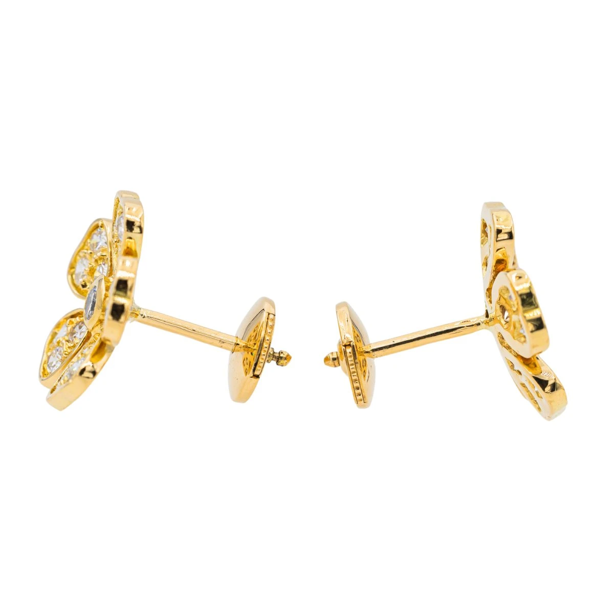 Boucles D'oreilles Puces Fleurs En Or Jaune Et Diamants 4 Boucles D'oreilles Puces Fleurs En Or Jaune Et Diamants – Image 4