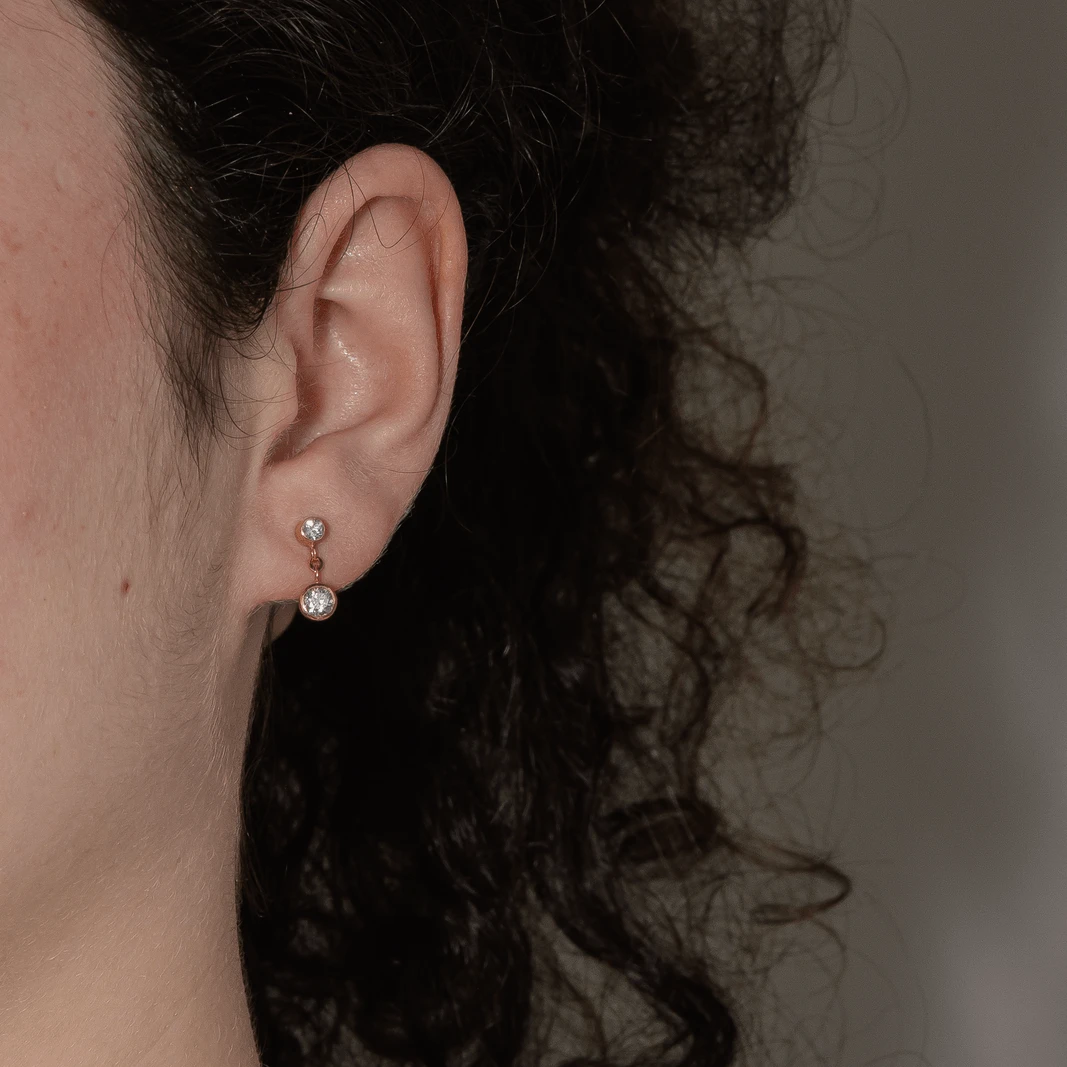 Boucles D'oreilles Puces En Or Rose Et Diamants 2 Boucles D'oreilles Puces En Or Rose Et Diamants – Image 2