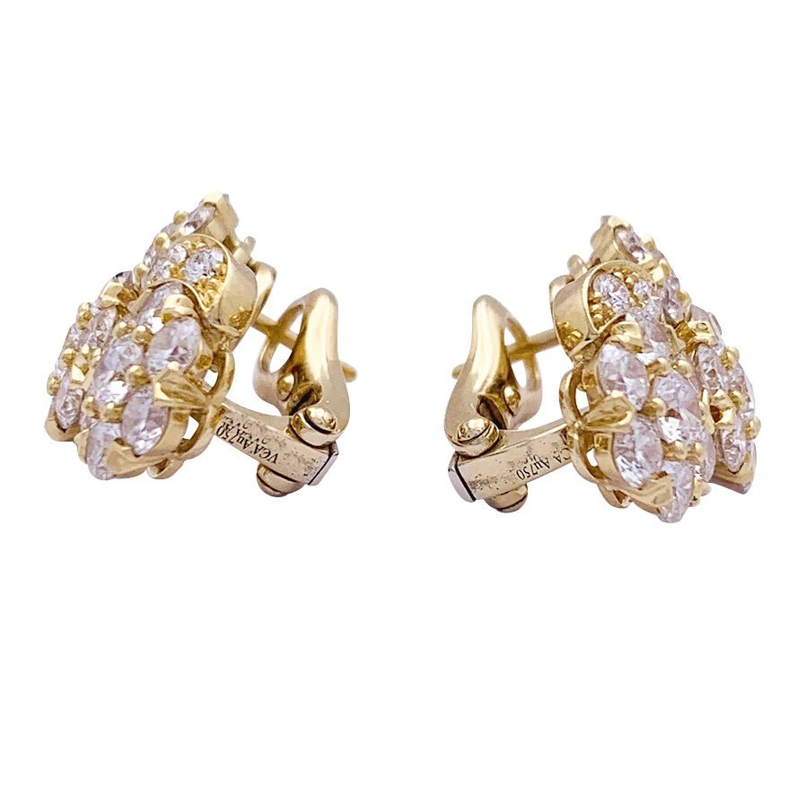Miller Boucles D'oreilles VAN CLEEF & ARPELS "Snowflake" En Or Jaune Et Diamants 4 Miller Boucles D'oreilles VAN CLEEF & ARPELS "Snowflake" En Or Jaune Et Diamants – Image 4