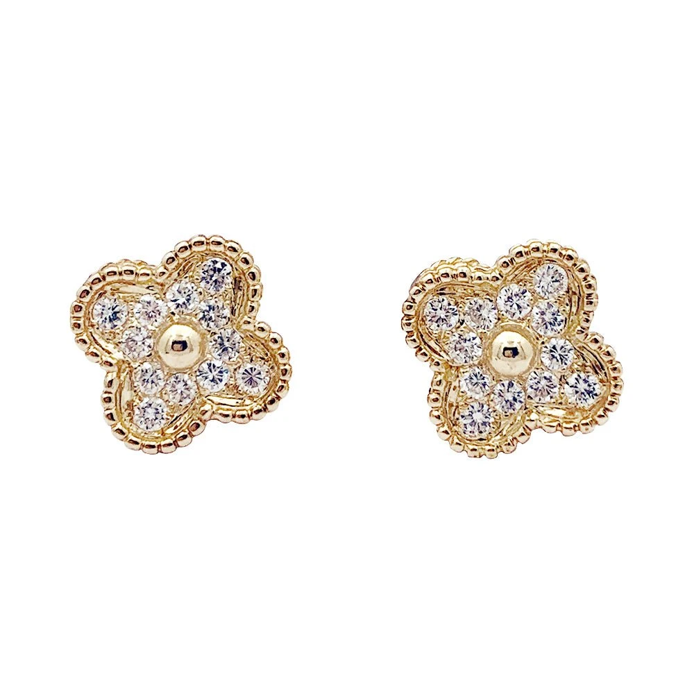 Miller Boucles D'oreilles Van Cleef & Arpels, "Vintage Alhambra" En Or Jaune Et Diamant 3 Miller Boucles D'oreilles Van Cleef & Arpels, "Vintage Alhambra" En Or Jaune Et Diamant – Image 3