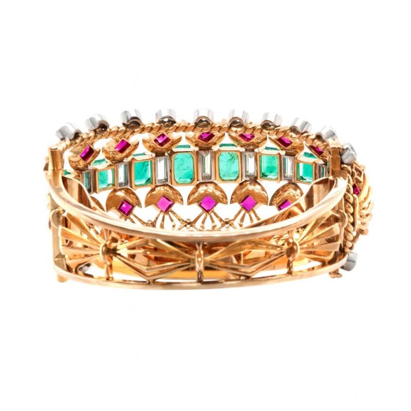 Bracelet 1940 Or Jaune, Emeraudes De Colombie, Diamants Et Rubis 3 Bracelet 1940 Or Jaune, Emeraudes De Colombie, Diamants Et Rubis – Image 3