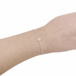 Miller Bracelet CARTIER "Cartier D'Amour" En Or Blanc Et Saphir Vert -Castafiore Boutique bracelet cartier cartier damour en or blanc et saphir vert 114443