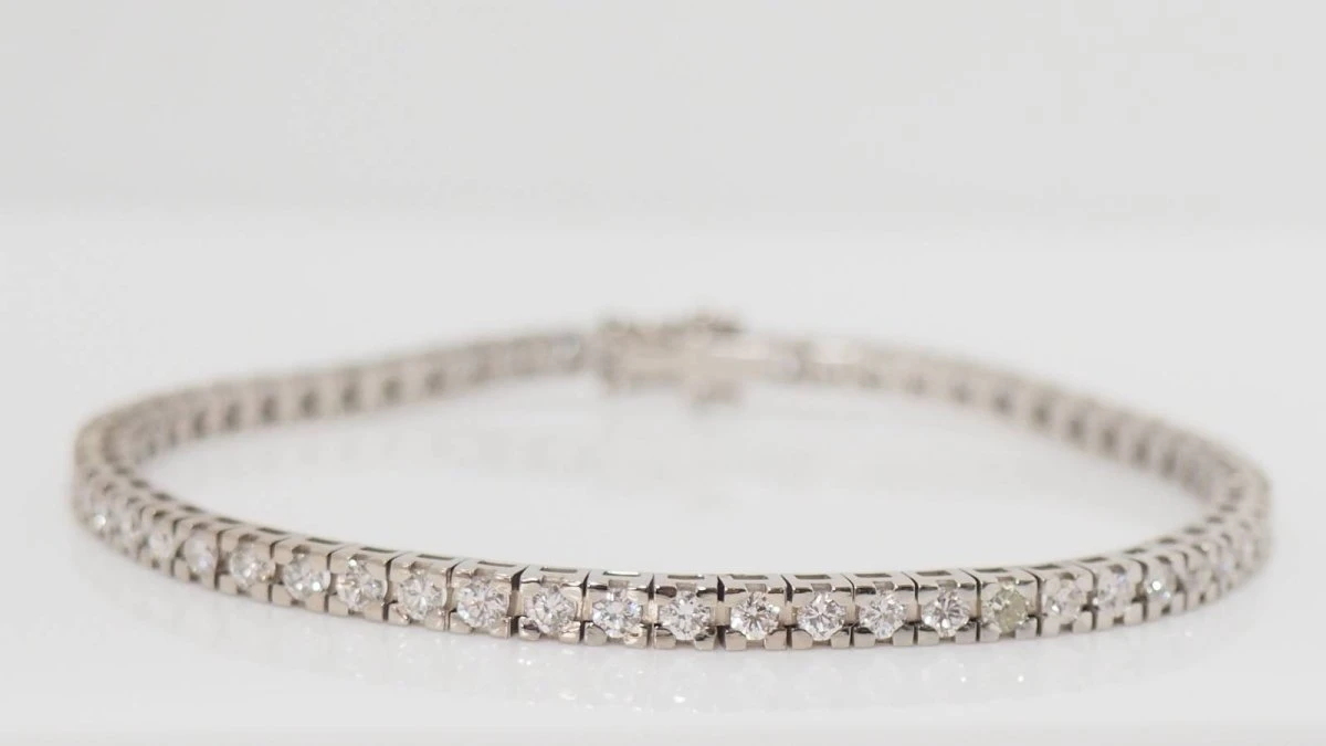 Bracelet De Luxe En Or Blanc Et Diamants 3,20 Carats 1 Bracelet De Luxe En Or Blanc Et Diamants 3,20 Carats