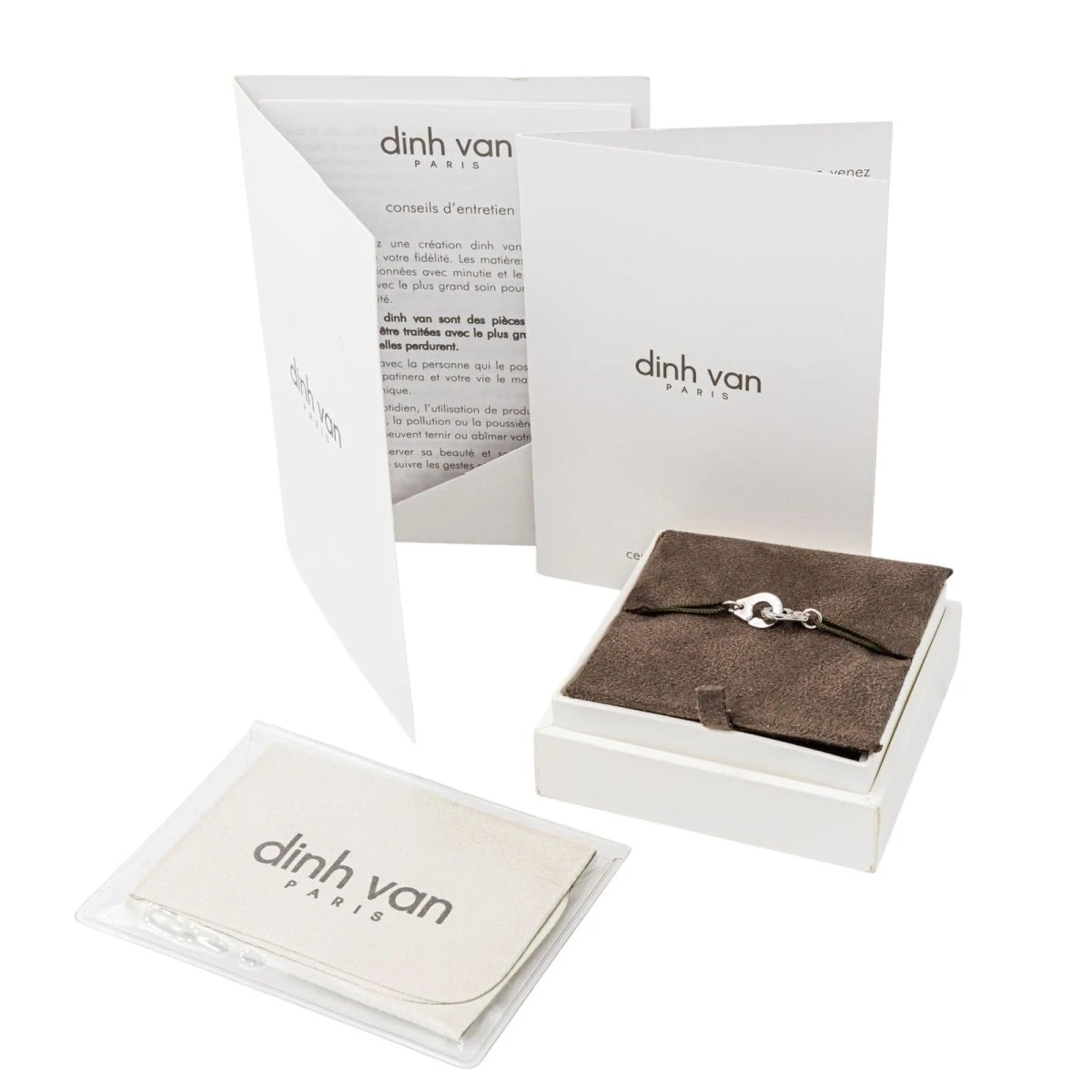 Bracelet Dinh Van Cordon Menottes Or Blanc Diamant 3 Bracelet Dinh Van Cordon Menottes Or Blanc Diamant – Image 3