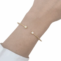 Miller Bracelet Dinh Van, "Le Cube Diamant" En Or Jaune Et Diamants. 11 Miller Bracelet Dinh Van, "Le Cube Diamant" En Or Jaune Et Diamants. -Castafiore Boutique bracelet dinh van le cube diamant en or jaune et diamants 228423