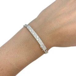 Miller Bracelet DIOR "Gourmette" En Or Blanc Et Diamants -Castafiore Boutique bracelet dior gourmette en or blanc et diamants 607931