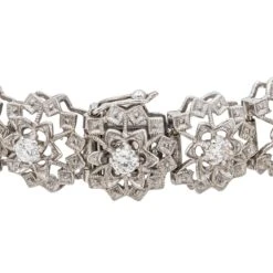 Bracelet Fleur En Or Blanc Et Diamants 13 Bracelet Fleur En Or Blanc Et Diamants -Castafiore Boutique bracelet fleur en or blanc et diamants 137187