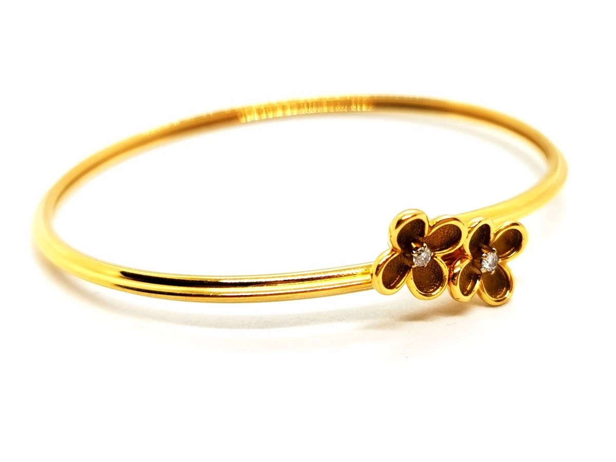 Bracelet Jonc Fleur En Or Jaune Et Diamants 4 Bracelet Jonc Fleur En Or Jaune Et Diamants – Image 4