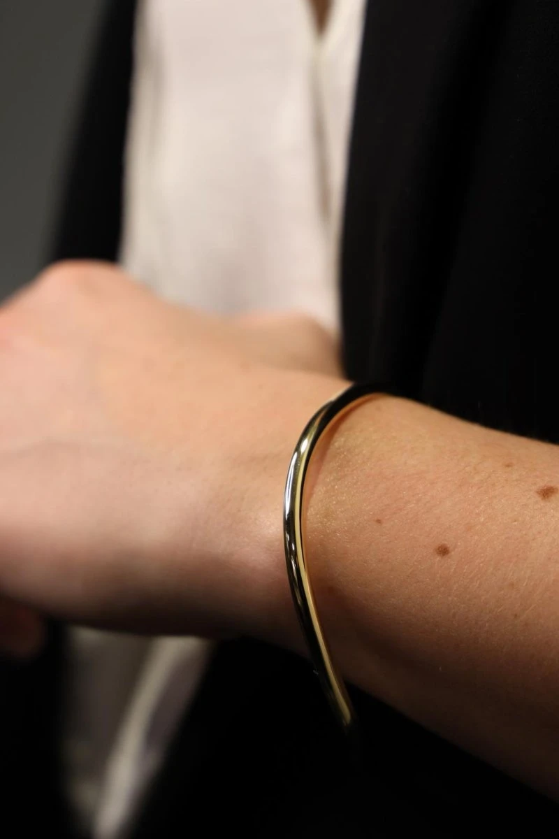 Bracelet Jonc Ondulé En Or Jaune 2 Bracelet Jonc Ondulé En Or Jaune – Image 2