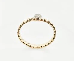 Bracelet Jonc POMELLATO Or Jaune Et Diamants 11 Bracelet Jonc POMELLATO Or Jaune Et Diamants -Castafiore Boutique bracelet jonc pomellato or jaune et diamants 332427