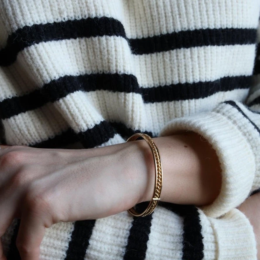 Bracelet Jonc Torsade En Or Jaune 2 Bracelet Jonc Torsade En Or Jaune – Image 2