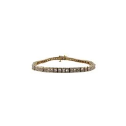 Bracelet Ligne Tennis En Or Jaune Serti De Diamants Taille Princesse.