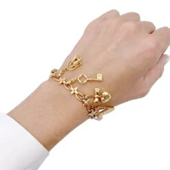 Miller Bracelet Louis Vuitton, "Idylle",breloques, Or Jaune, Or Blanc, Perles. 8 Miller Bracelet Louis Vuitton, "Idylle",breloques, Or Jaune, Or Blanc, Perles. -Castafiore Boutique bracelet louis vuitton idylle breloques or jaune or blanc perles 558904