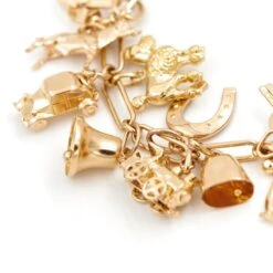 Bracelet Maille Cheval Et Breloques En Or Jaune 10 Bracelet Maille Cheval Et Breloques En Or Jaune -Castafiore Boutique bracelet maille cheval et breloques en or jaune 941569