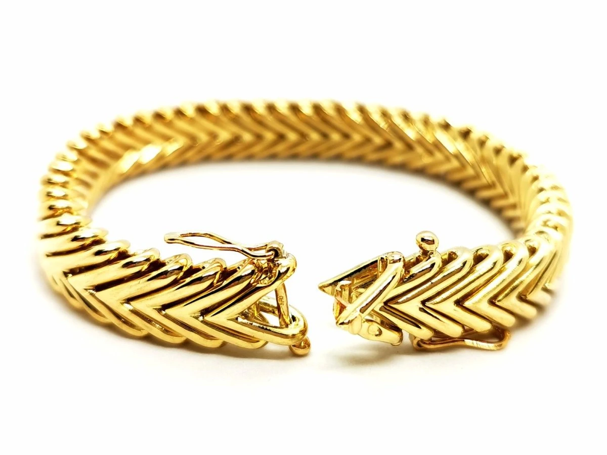 Bracelet Maille Chevron En Or Jaune 5 Bracelet Maille Chevron En Or Jaune – Image 5