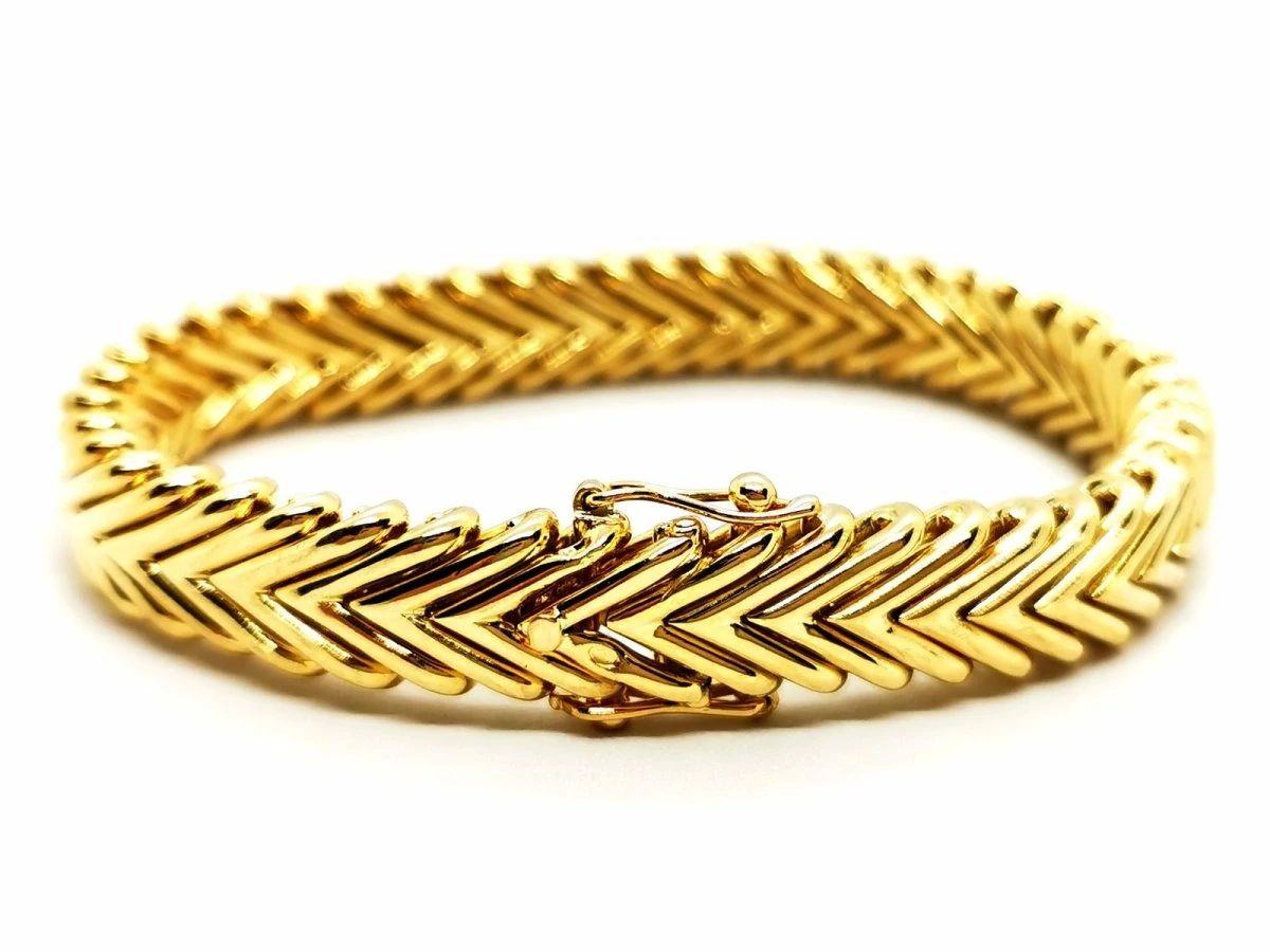 Bracelet Maille Chevron En Or Jaune 3 Bracelet Maille Chevron En Or Jaune – Image 3