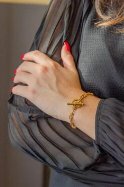 Bracelet Maille Marine CAPLAIN SAINT ANDRÉ En Or Jaune Et Saphir 8 Bracelet Maille Marine CAPLAIN SAINT ANDRÉ En Or Jaune Et Saphir -Castafiore Boutique bracelet maille marine caplain saint andre en or jaune et saphir 484530