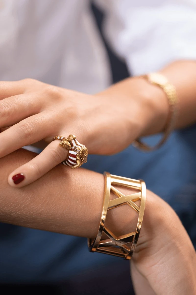 Bracelet Manchette TIFFANY & CO. "Atlas" En Or Jaune 8 Bracelet Manchette TIFFANY & CO. "Atlas" En Or Jaune – Image 8