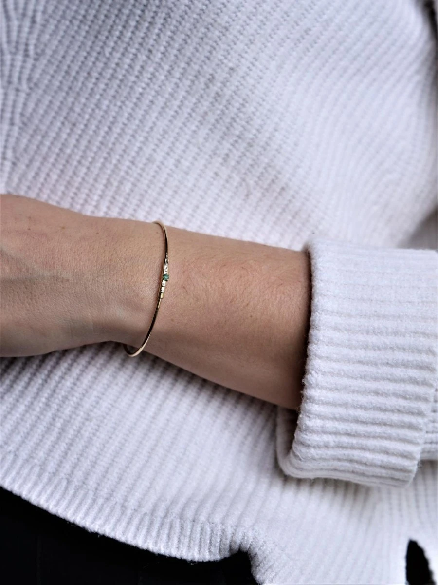 Bracelet MAUBOUSSIN Capsule D'émotions En Or Jaune, Emeraude Et Diamants 3 Bracelet MAUBOUSSIN Capsule D'émotions En Or Jaune, Emeraude Et Diamants – Image 3