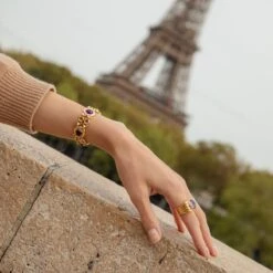 Bracelet POIRAY "Indrani" En Or Jaune Et Améthystes -Castafiore Boutique bracelet poiray indrani en or jaune et amethystes 418042