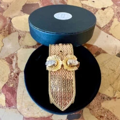 Bracelet Ceinture En Or, Platine Et Diamants -Castafiore Boutique bracelet retro ceinture diamants or jaune 18 carats 252166