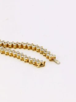 Bracelet Rivière De Diamants Or Jaune 4,8 Carats -Castafiore Boutique bracelet riviere de diamants or jaune 48 carats 998779