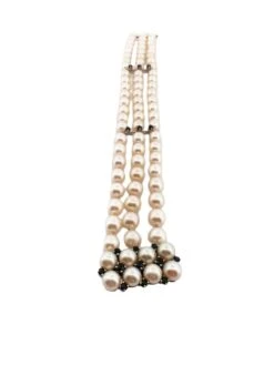 Bracelet Souple 3 Rangs De Perles En Or Blanc Et Saphirs -Castafiore Boutique bracelet souple 3 rangs de perles en or blanc et saphirs 821542