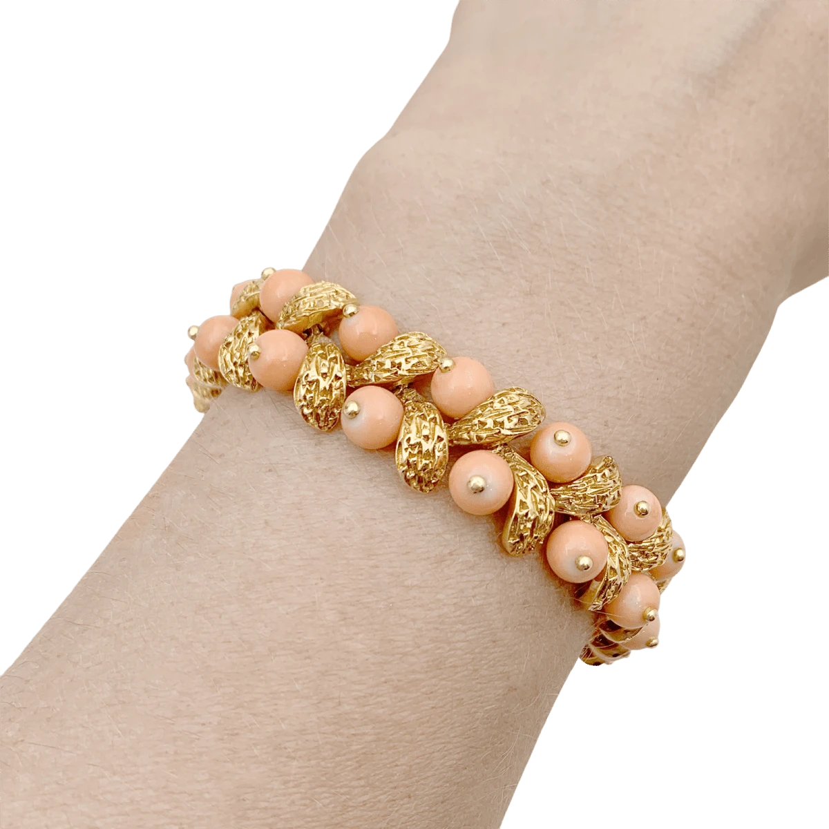 Miller Bracelet Souple VAN CLEEF & ARPELS "Gui" En Or Jaune Et Corail Peau D'ange 2 Miller Bracelet Souple VAN CLEEF & ARPELS "Gui" En Or Jaune Et Corail Peau D'ange – Image 2