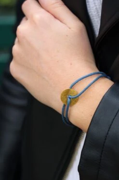 Bracelet Sur Cordon DINH VAN "Pi" En Or Jaune -Castafiore Boutique bracelet sur cordon dinh van pi en or jaune 942935