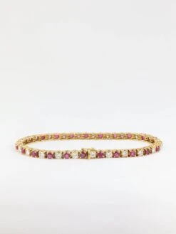 Bracelet Tennis Vintage En Or, Rubis Et Diamants -Castafiore Boutique bracelet tennis vintage en or rubis et diamants 374511