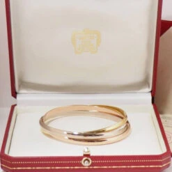 Bracelet Trinity De Cartier D'occasion Trois Ors 13 Bracelet Trinity De Cartier D'occasion Trois Ors -Castafiore Boutique bracelet trinity de cartier doccasion trois ors 249252