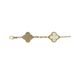Osprey Bracelet VAN CLEEF & ARPELS "Alhambra" En Or Jaune Et Nacre Blanche 7 Osprey Bracelet VAN CLEEF & ARPELS "Alhambra" En Or Jaune Et Nacre Blanche -Castafiore Boutique bracelet van cleef arpels alhambra en or jaune et nacre blanche 187031
