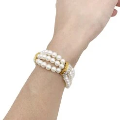 Miller Bracelet VAN CLEEF & ARPELS En Or Jaune, Or Blanc, Perles Et Diamants 13 Miller Bracelet VAN CLEEF & ARPELS En Or Jaune, Or Blanc, Perles Et Diamants -Castafiore Boutique bracelet van cleef arpels deux ors perles et diamants 493144