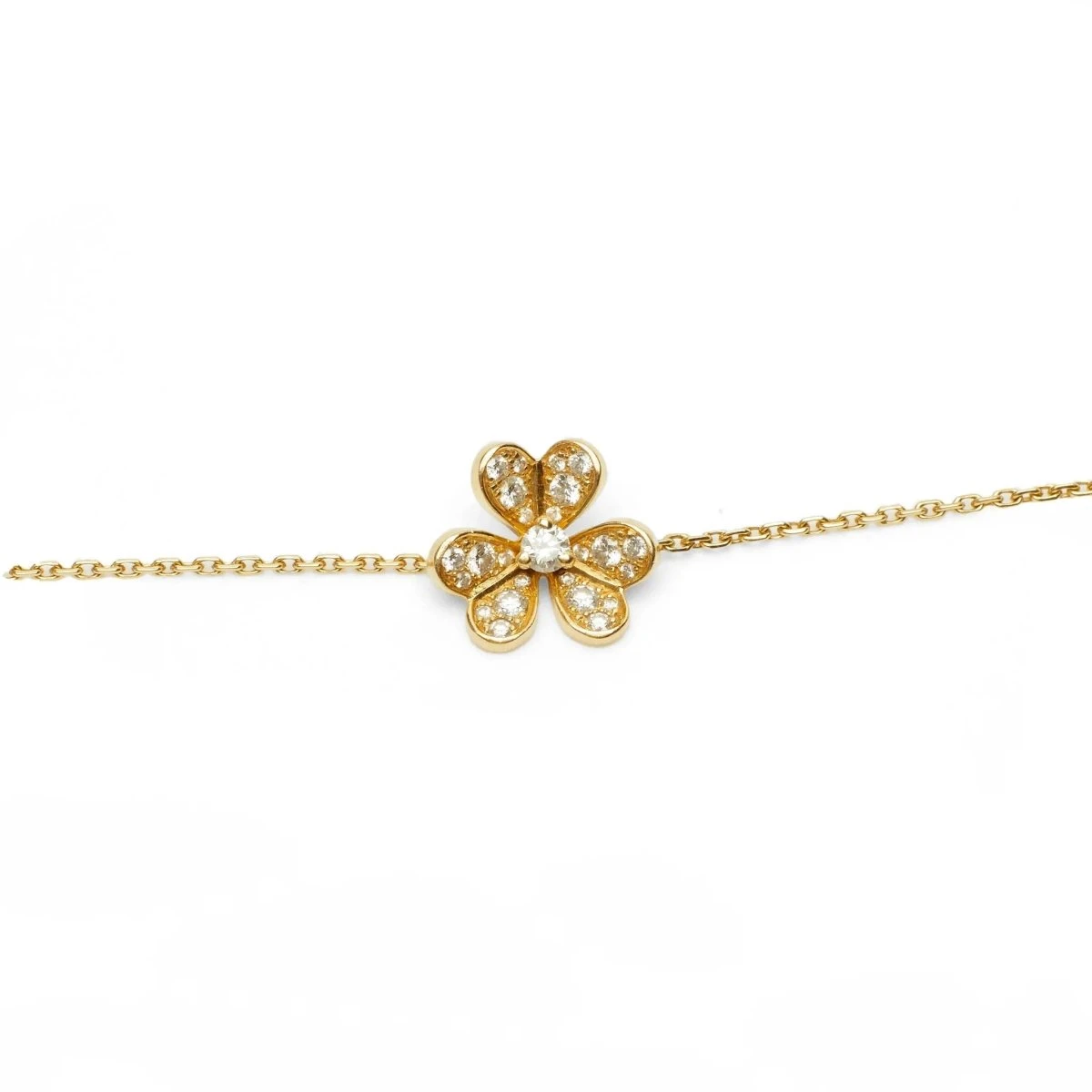 Bracelet Van Cleef & Arpels Frivole Pavé En Or Jaune Et Diamants 4 Bracelet Van Cleef & Arpels Frivole Pavé En Or Jaune Et Diamants – Image 4