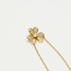 Bracelet Van Cleef & Arpels Frivole Pavé En Or Jaune Et Diamants 12 Bracelet Van Cleef & Arpels Frivole Pavé En Or Jaune Et Diamants -Castafiore Boutique bracelet van cleef arpels frivole pave en or jaune et diamants 928730