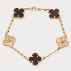 Bracelet Vintage Alhambra 5 Motifs Bois D'amourette Letterwood LIMITED EDITION -Castafiore Boutique bracelet vintage alhambra 5 motifs bois damourette letterwood limited edition 858593