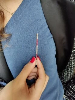 Broche Barrette En Or Jaune Et En Rubis Et Diamants -Castafiore Boutique broche barrette en or jaune et en rubis et diamants 460351