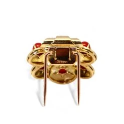 Broche BULGARI Clips De Revers En Or Jaune Et Corail -Castafiore Boutique broche bulgari clips de revers en or jaune et corail 214249