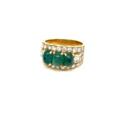 Bague BULGARI "Trombino' émeraude Et Diamants -Castafiore Boutique bulgari emerald diamond trombino gold ring ca 1970s 307014