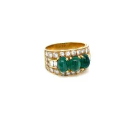 Bague BULGARI "Trombino' émeraude Et Diamants -Castafiore Boutique bulgari emerald diamond trombino gold ring ca 1970s 365295