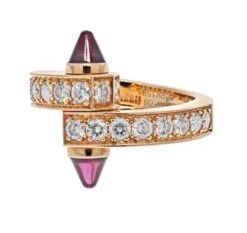 Bague CARTIER "Menottes" En Or Rose, Tourmaline Et Diamants 9 Bague CARTIER "Menottes" En Or Rose, Tourmaline Et Diamants -Castafiore Boutique cartier menotte bague bypass en or rose 18ct avec diamants et tourmaline rose 879908