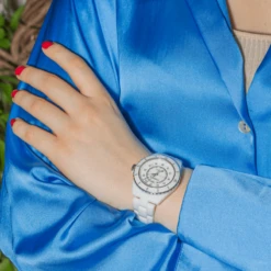 Montre Mécanique CHANEL "J12" En Céramique Et Diamants 10 Montre Mécanique CHANEL "J12" En Céramique Et Diamants -Castafiore Boutique chanel montre j12 ceramique 572966