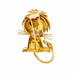 Miller Clip VAN CLEEF & ARPELS, "Lion Ebouriffé" En Or Jaune, émeraude Et Diamants 11 Miller Clip VAN CLEEF & ARPELS, "Lion Ebouriffé" En Or Jaune, émeraude Et Diamants -Castafiore Boutique clip van cleef arpels lion ebouriffe en or jaune emeraude et diamants 903575