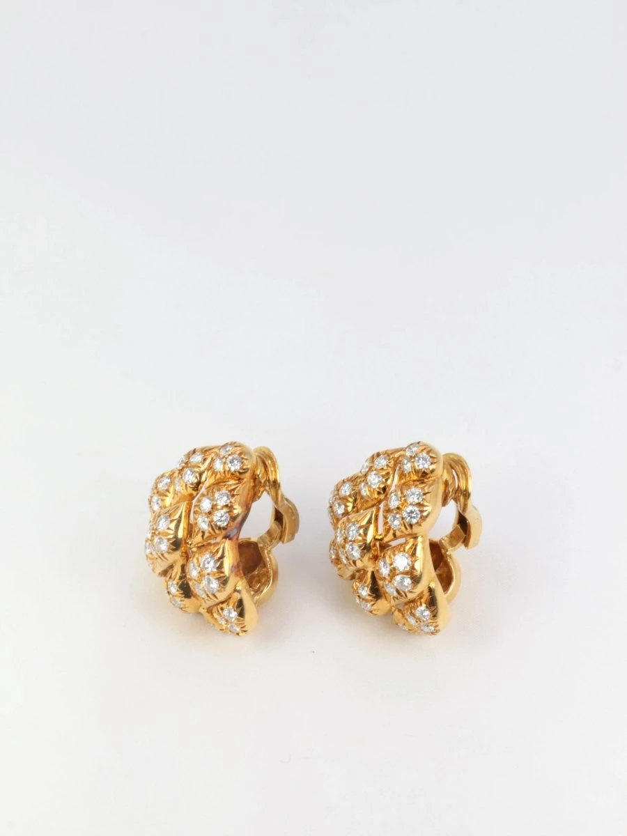 Clips D’oreilles Pommes De Pins En Or Et Diamants, 1970 4 Clips D’oreilles Pommes De Pins En Or Et Diamants, 1970 – Image 4