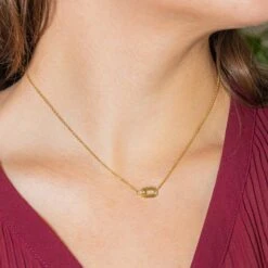 Collier ARTHUS BERTRAND "Ruban" En Or Jaune Et Diamants -Castafiore Boutique collier arthus bertrand ruban or jaune diamant 201791